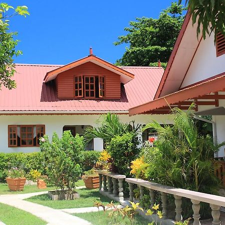 Veronic Self-Catering Guest House La Digue Exterior foto