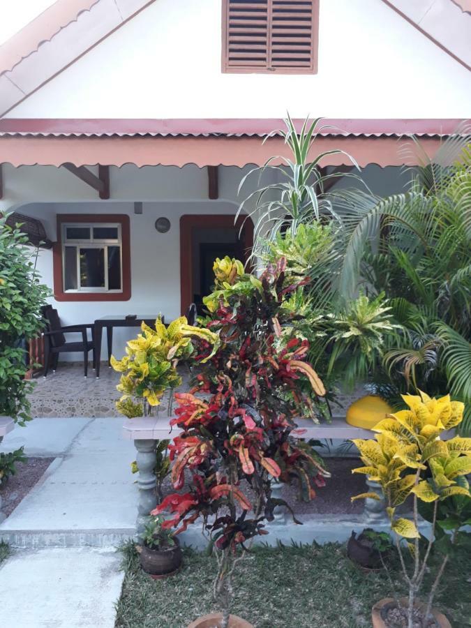 Veronic Self-Catering Guest House La Digue Exterior foto